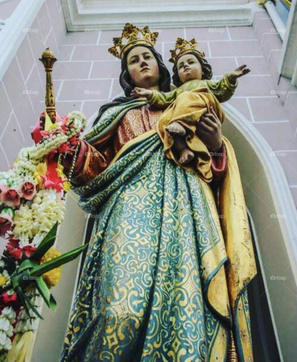 🙏 🇪🇸 Oh Maria, ruega por nosotros que recurrimos a ti.  Amén.  🇧🇷 Ó Maria, Nossa Senhora, rogai por nós que recorremos a vós. Amém. / 🇺🇸 O Mary, pray for us that we turn to you.  Amen. / 🇮🇹 O Madonna, prega per noi che ci rivolgiamo a te. Amen. 