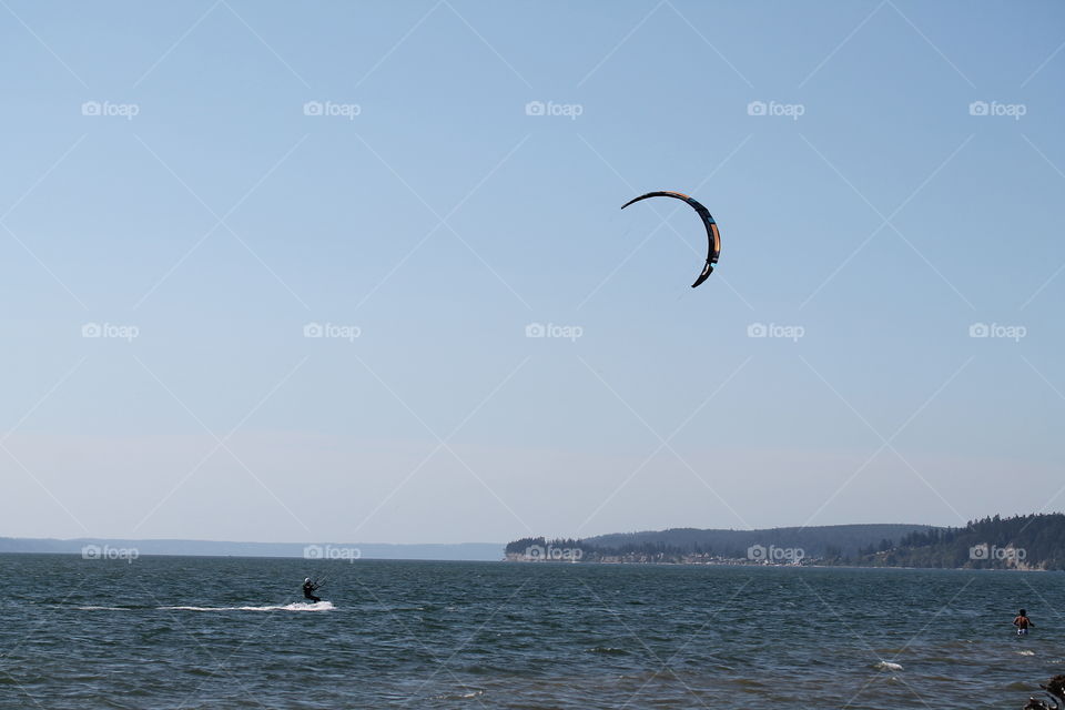 kite surfing