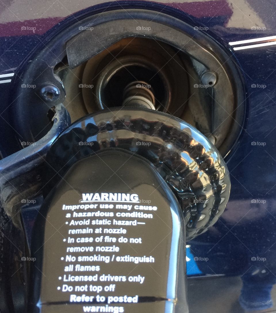 Gas pump warning labels 