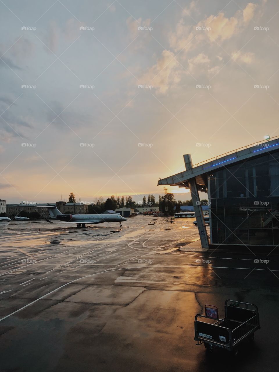Sunset at the airport 