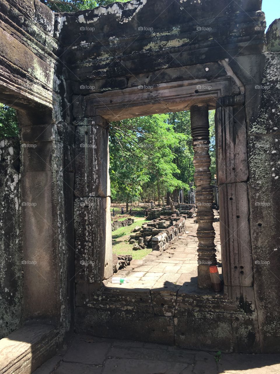 Threshold
Angkor Thom, Cambodia