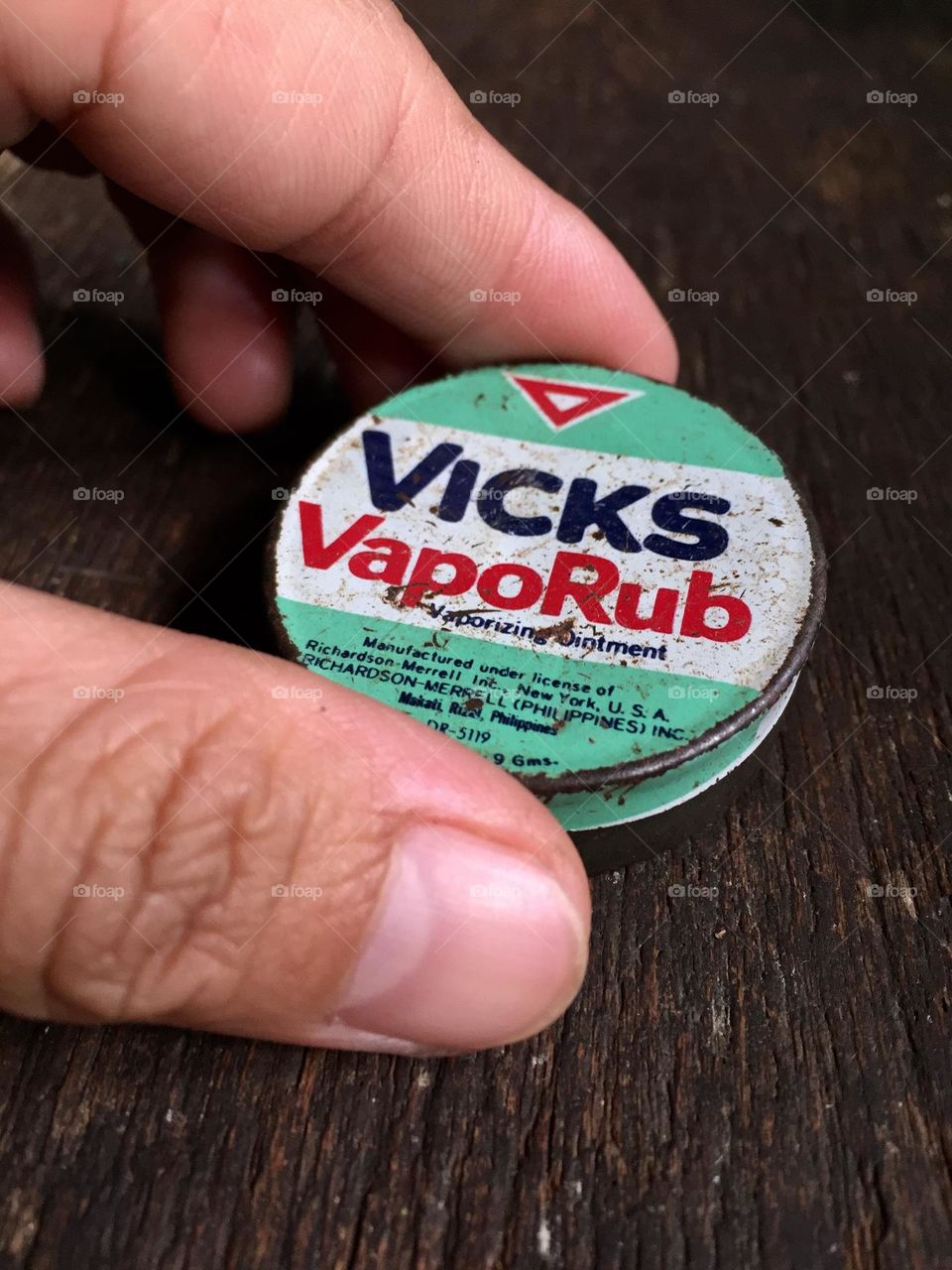 Old vaporizing ointments 