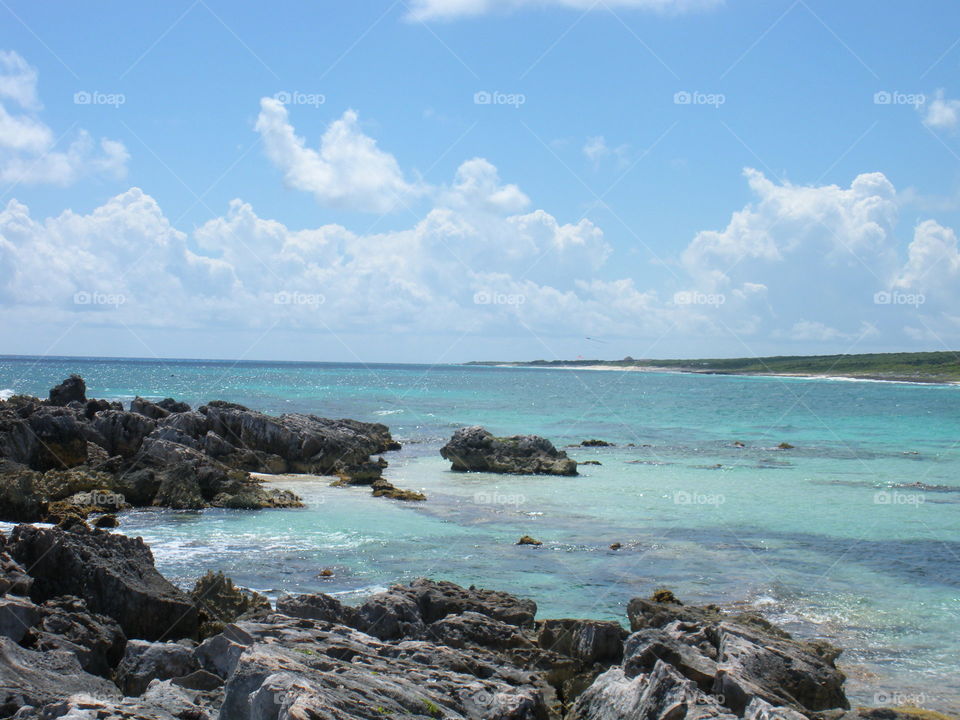 View of a rocky beach, Mexico