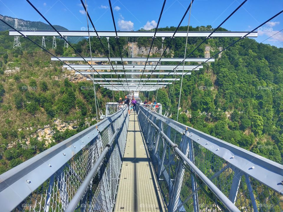 Suspension bridge 