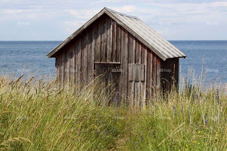 Boat house
