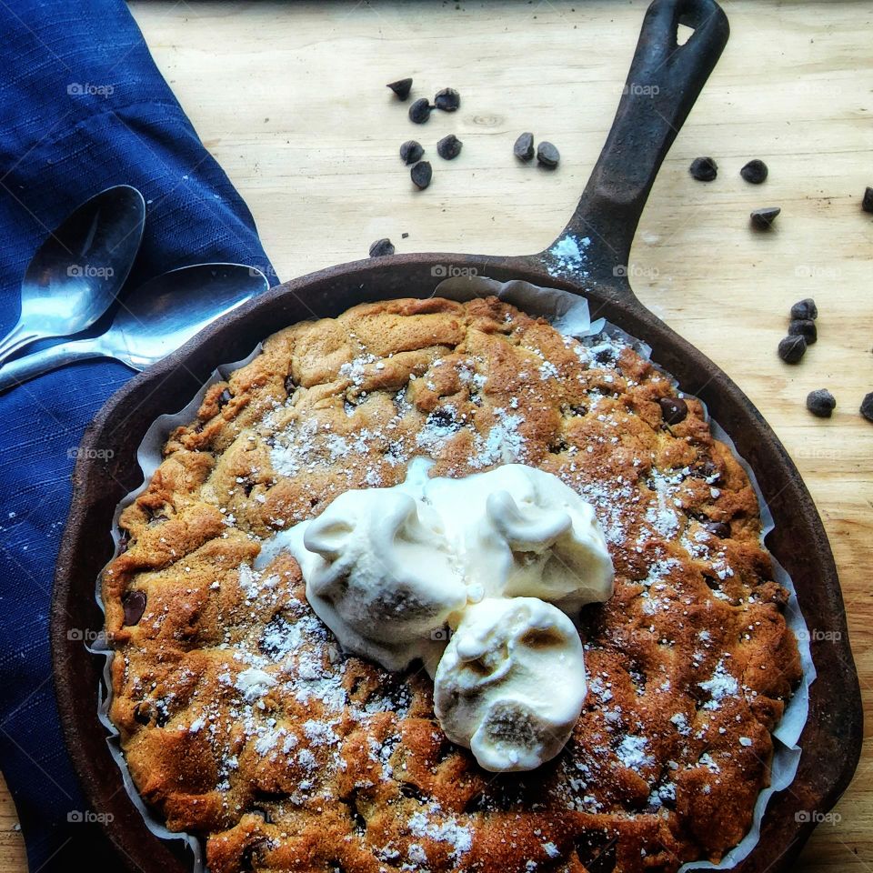 Peanut butter chocolate chip skillet cookie.