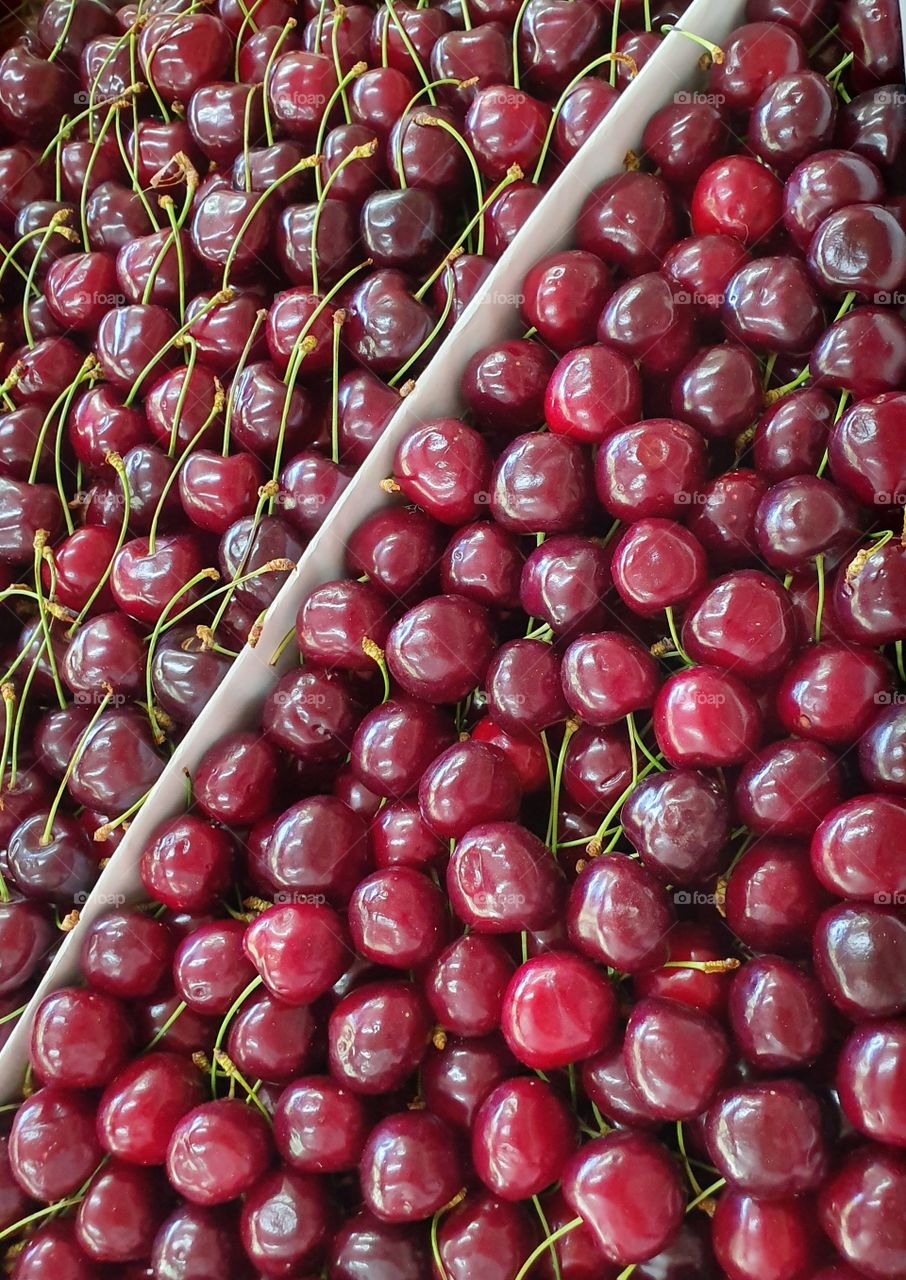 cherries box tightly packed