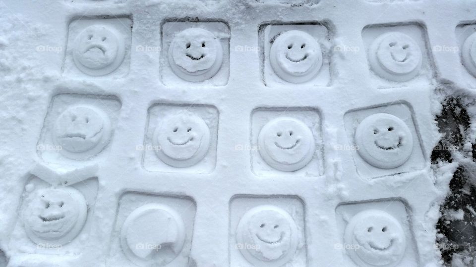 Happy snowface