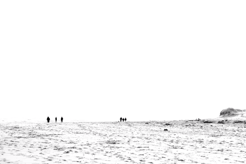 winter beach scotland silhouettes by gbp