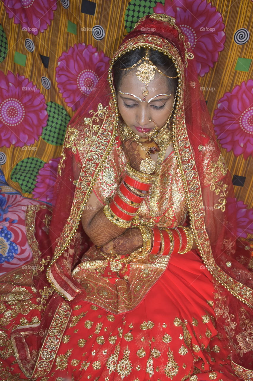 दुल्हन फोटो dulhan pic
cameraman Mukesh kumar
cameraman Kuldeep kumar
cameraman Rahul pandey
