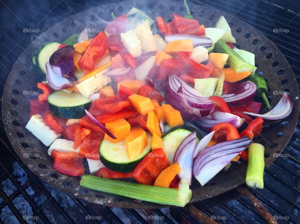 Grilled vegetables with haloumi