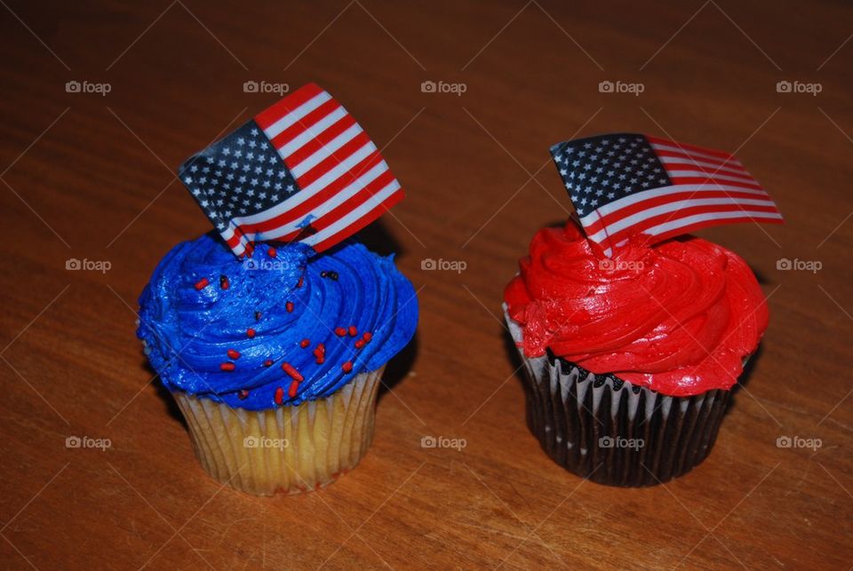 Cup cakes 4 th of July