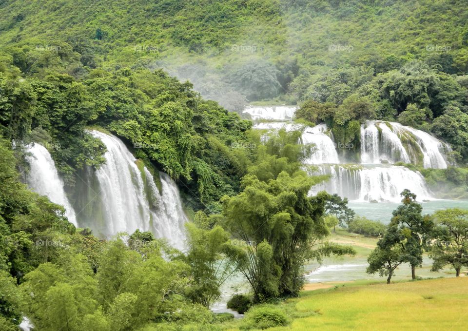 Bản Giốc Waterfall.