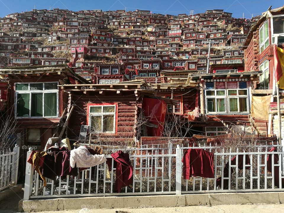 Se Da Buddhist Monastery and School in Sichuan Province, China.

Se Da is currently the largest Tibetan Buddhist school in the world and not open to westerners.