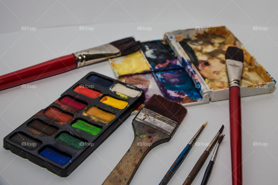 Gouache colors and painting tools