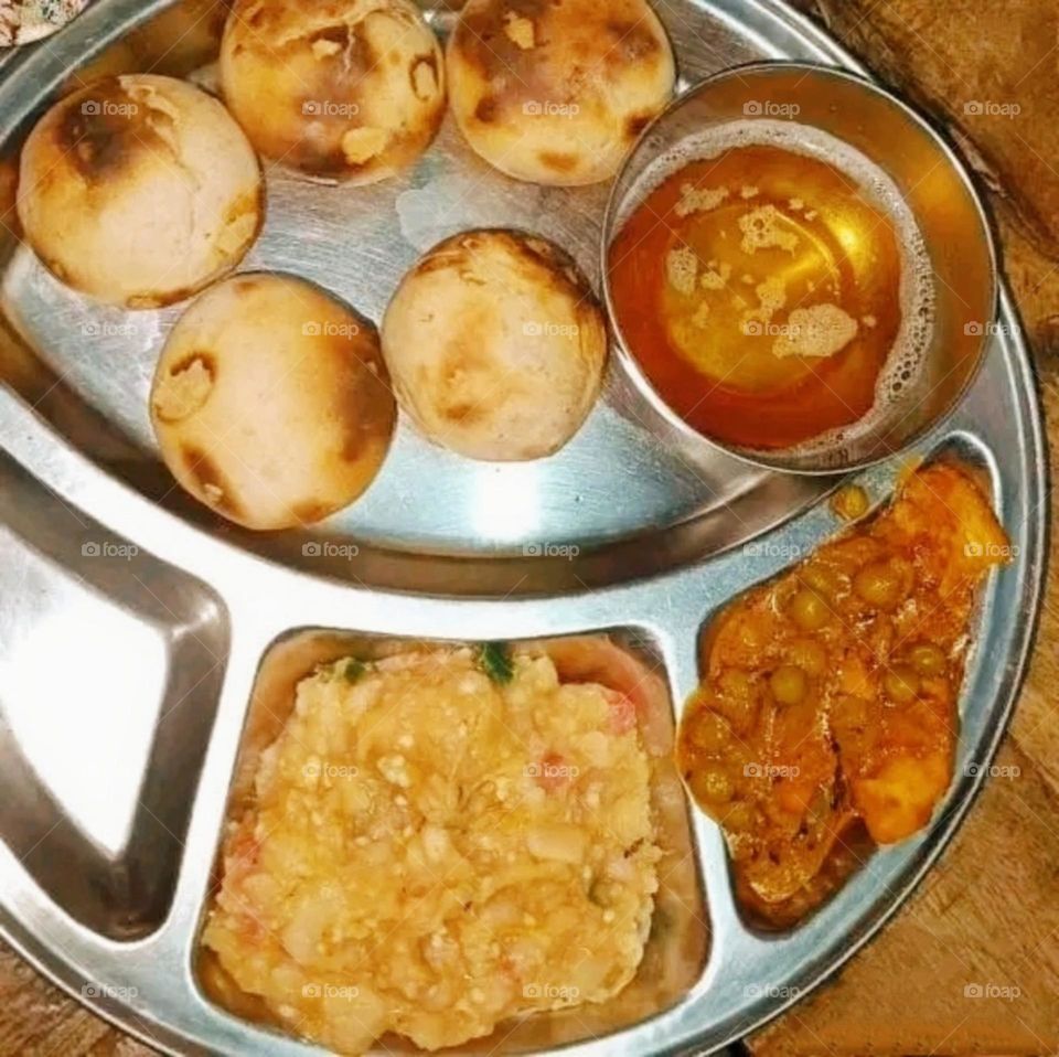 Enjoying a morning meal in a restaurant.