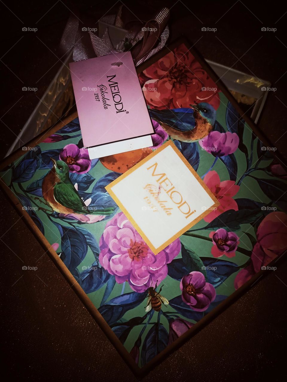 present 🎁 of chocolate box ❤️💥 meloDi chocolate 🍫 ummm