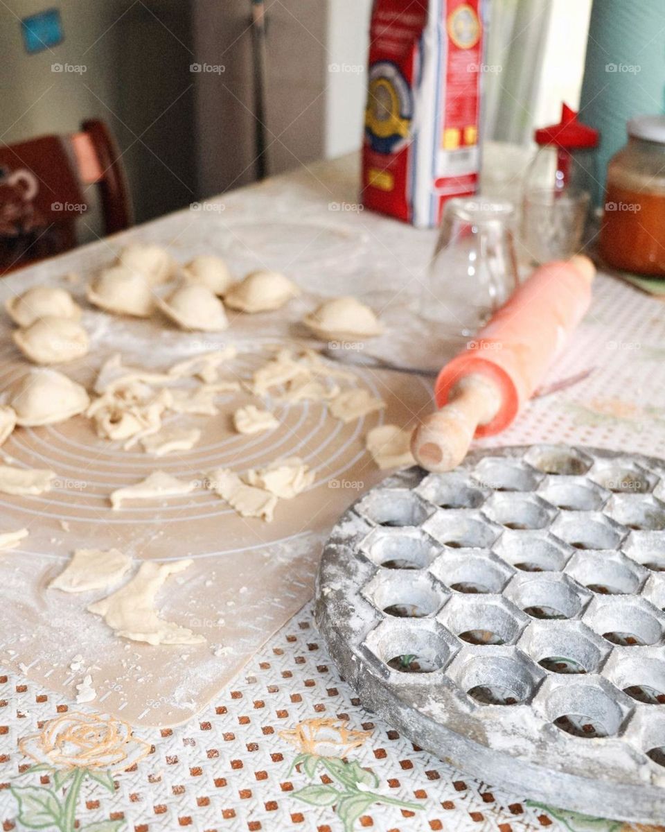 dumplings rolling pin dough