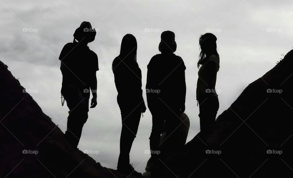 Group silhouette Minimalistic Snap
