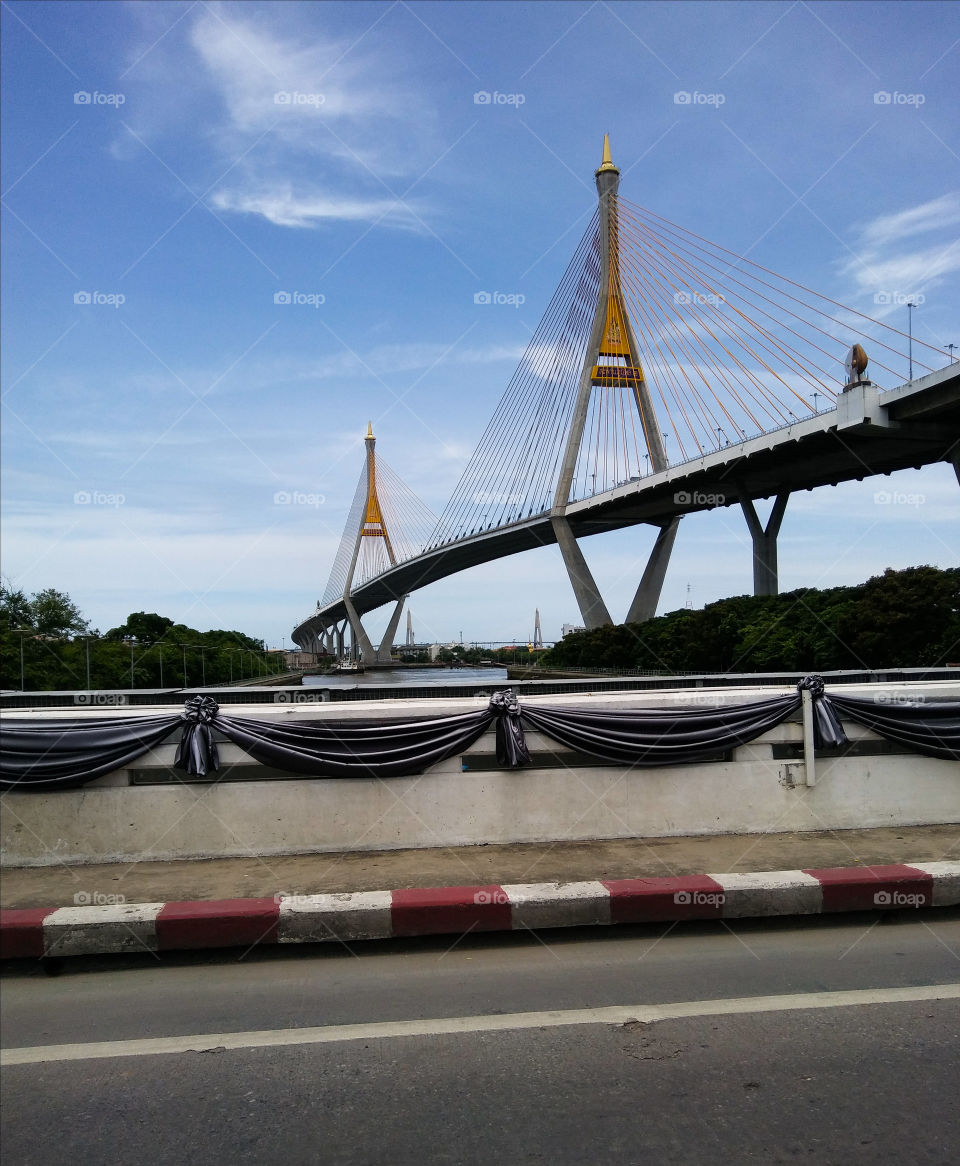 Cable stayed bridge 
in Thailand call sapan King Bhumipol