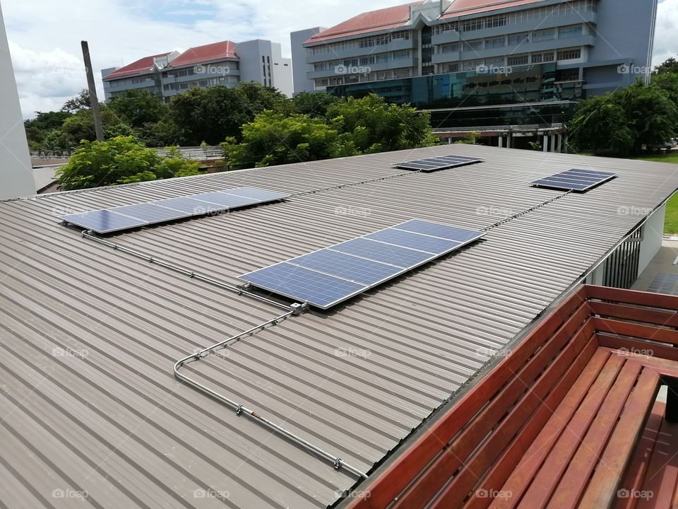 The glorious Mother​ Nature​: Solar panels for modern buildings with eco-friendly​ community..!