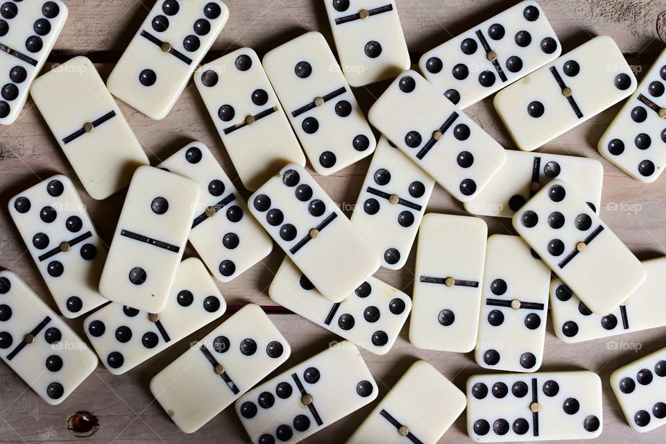 Domino 