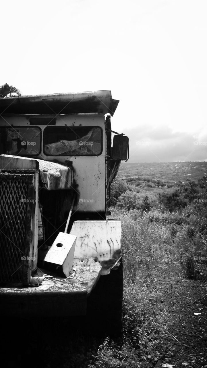 abandoned. An abandoned truck in Kona.