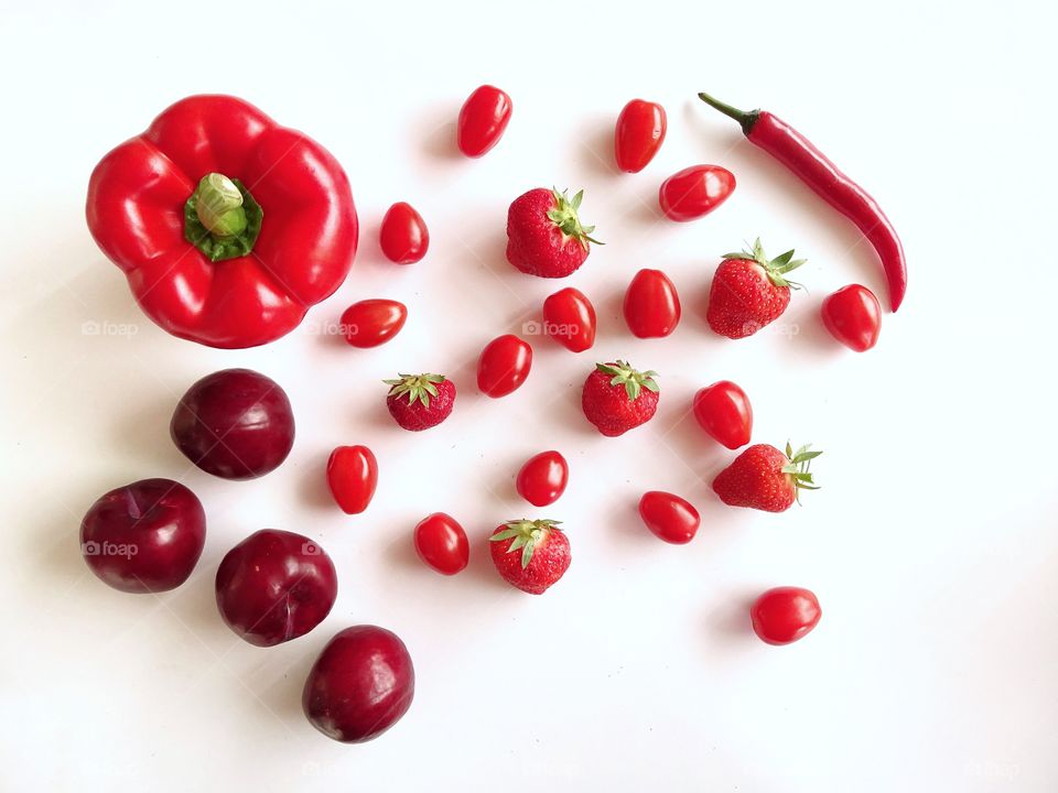 Red fruit and vegetables 