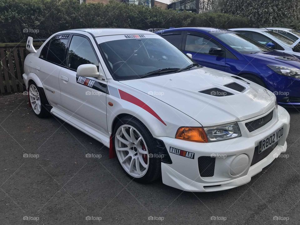 Mitsubishi lancer evo