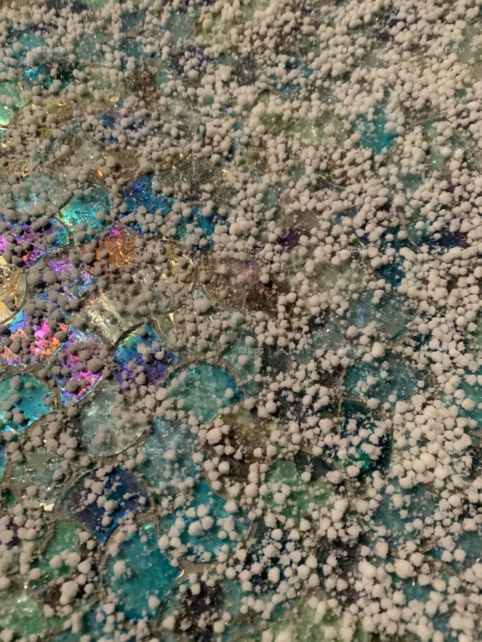Snow pellets 