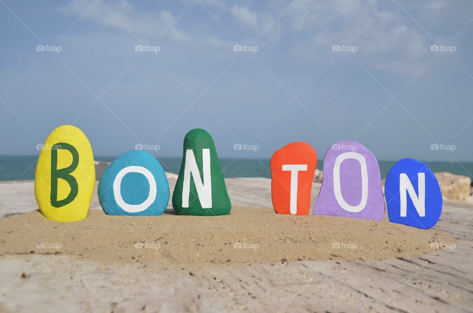 Bon Ton concept, french word for good manners on stones