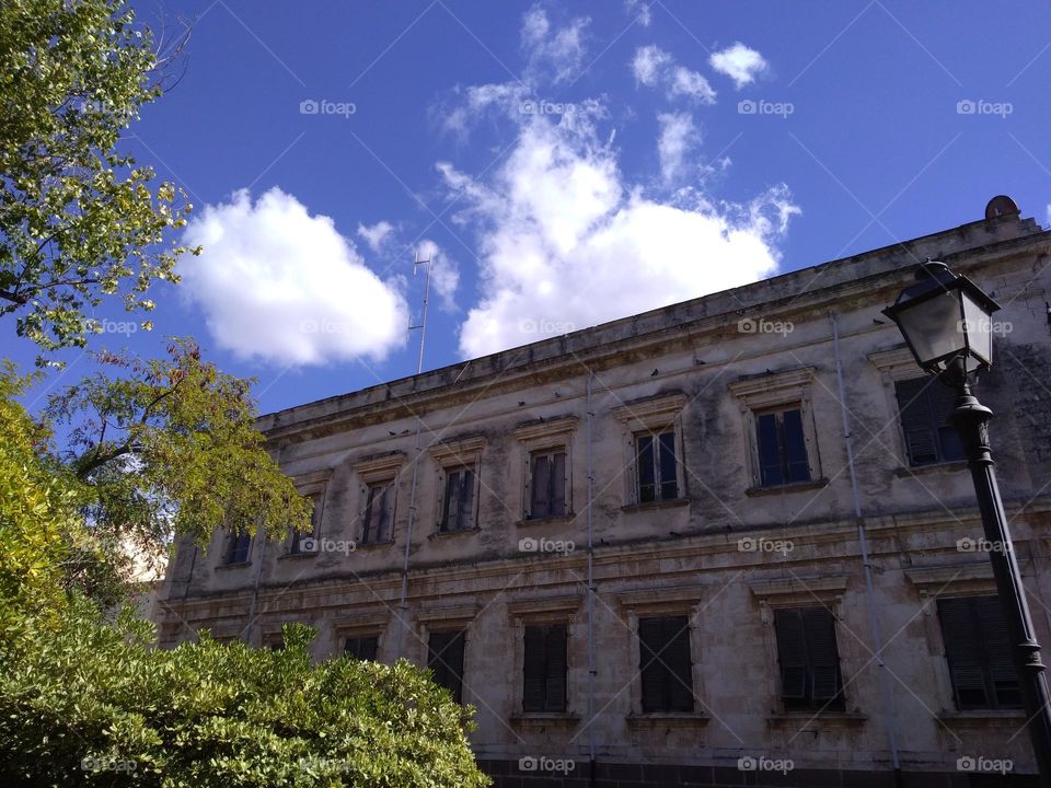 Battle: Countryside vs City