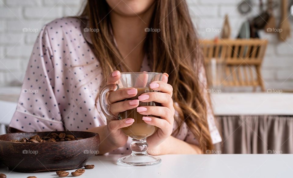 woman drink coffee