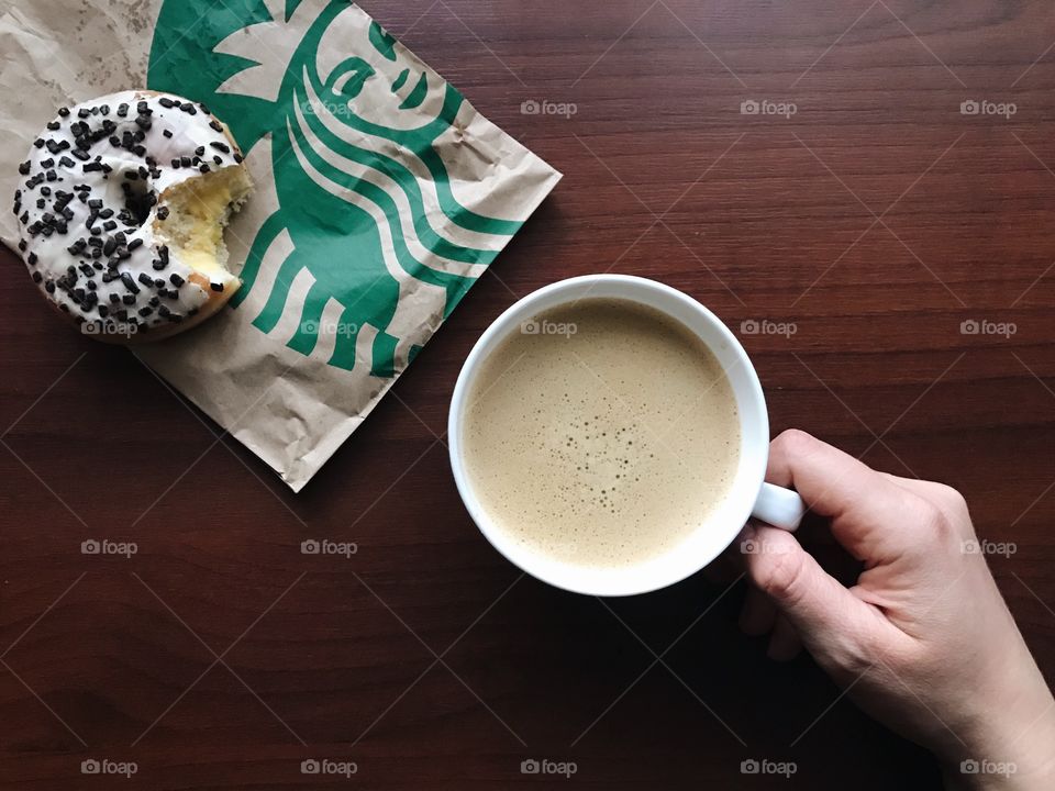 Starbucks 