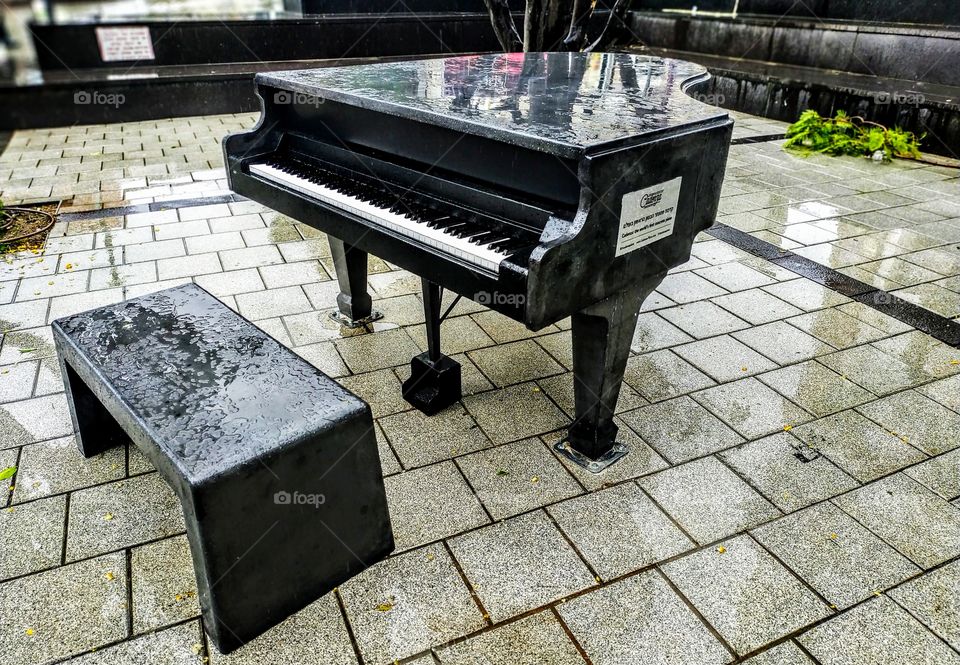 Piano forgotten in the rain. Israel, April, 2019.