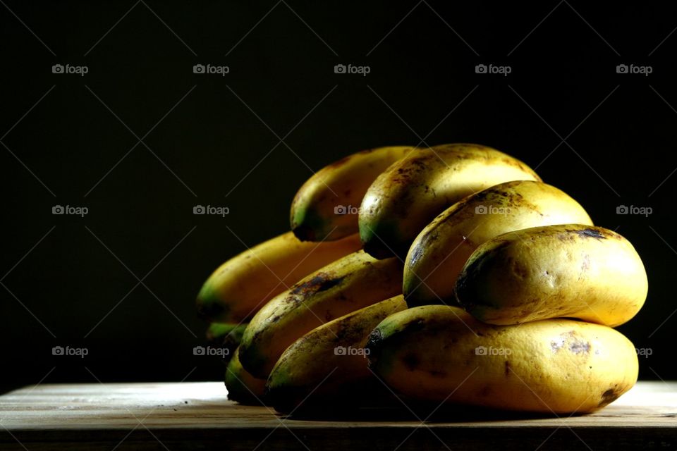 ripe yellow banana