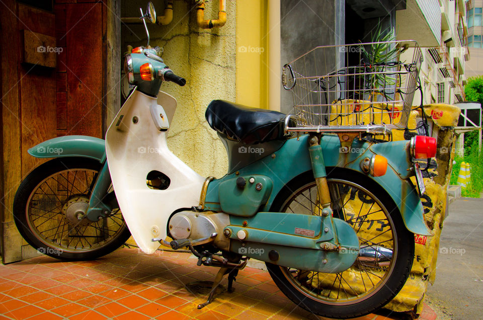 green fashion white bike by hugo