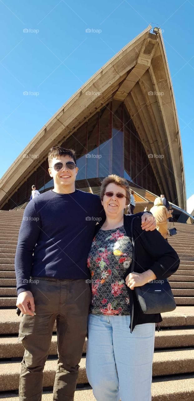 Mother flys to Australia to catch up with her son after so many years of him leaving home ❤️
