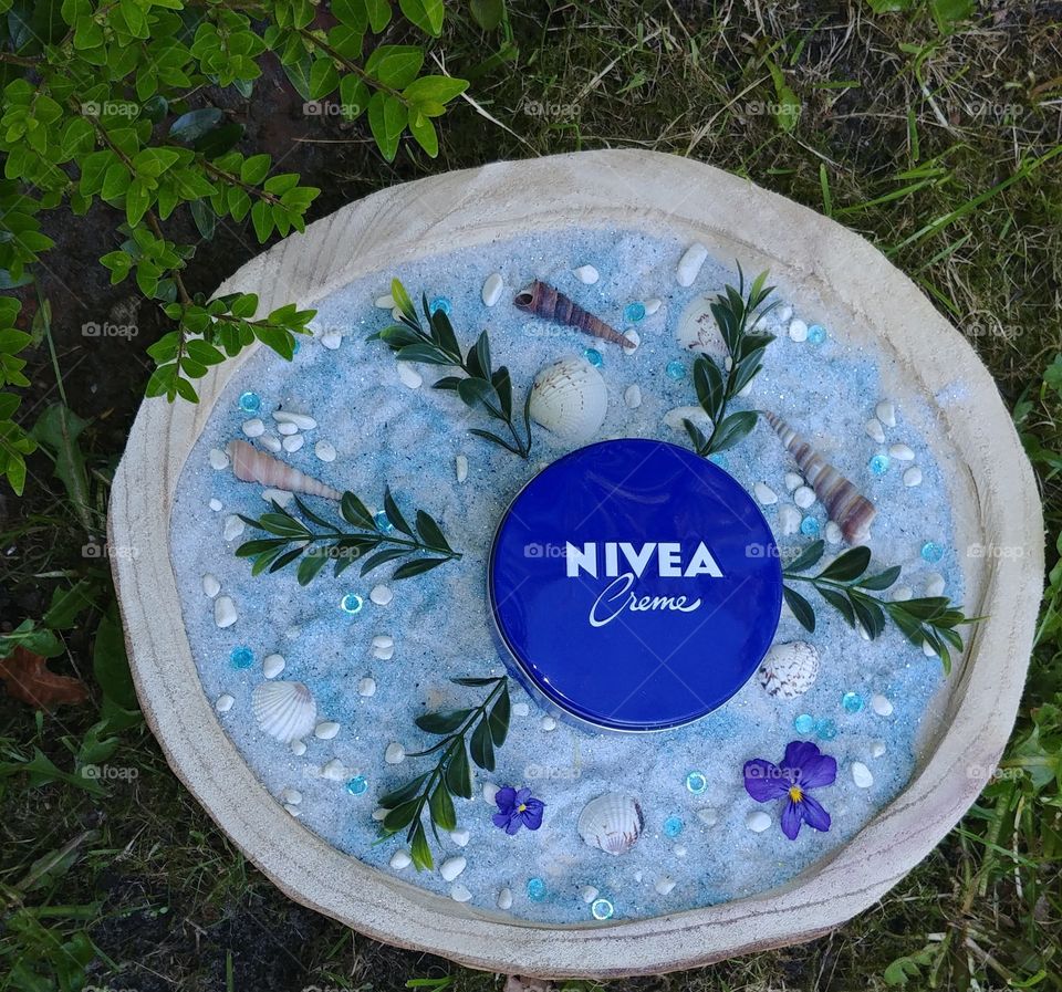 Nivea Creme green blue spring sand shell