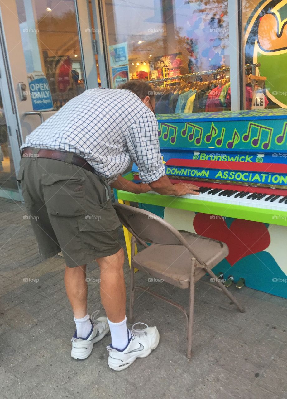 Man playing piano 