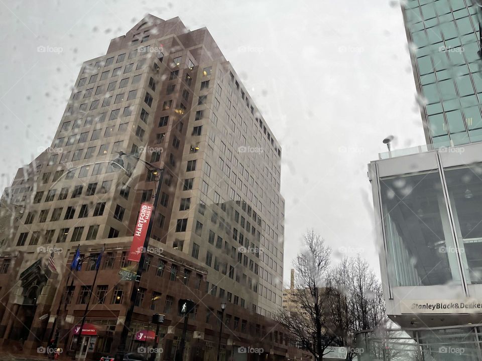 Building with many floors 