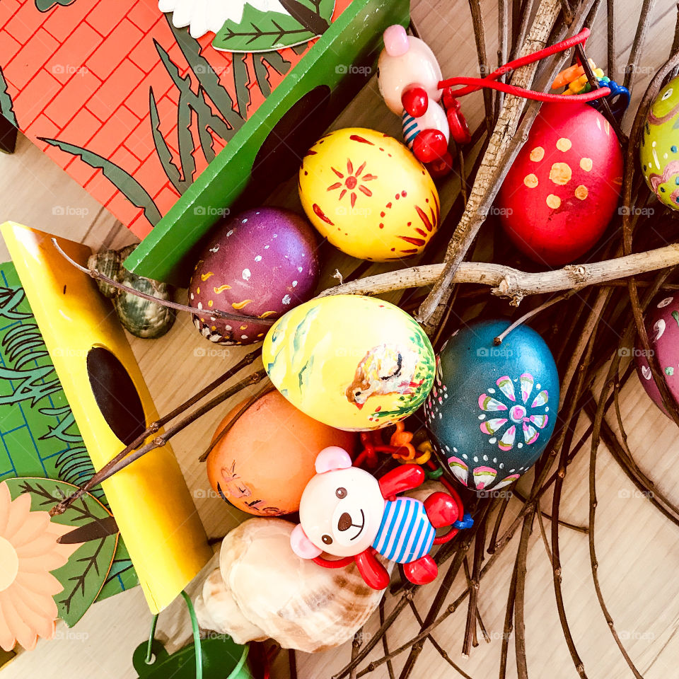 Colorful Easter egg display 