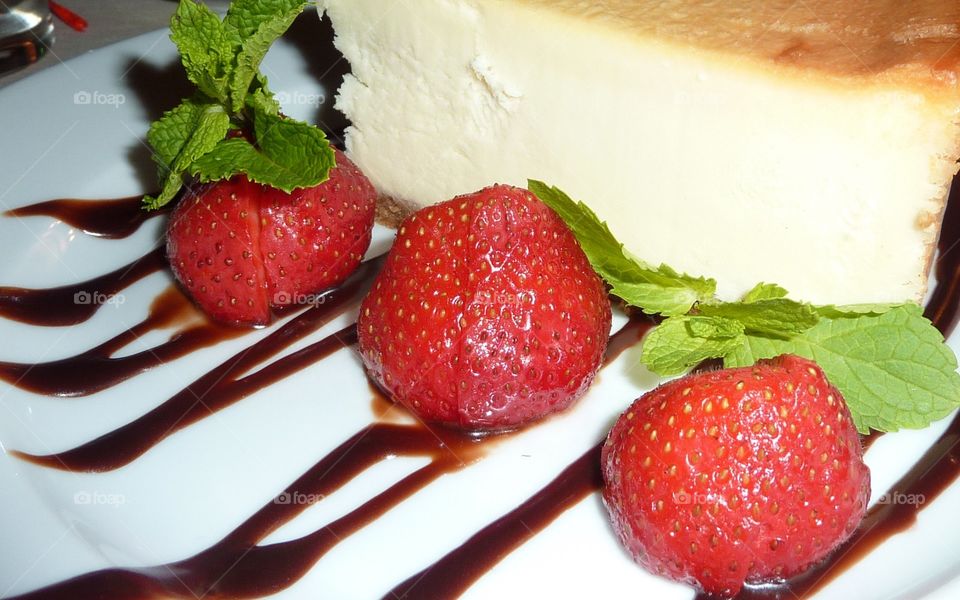 Strawberries With a Pie