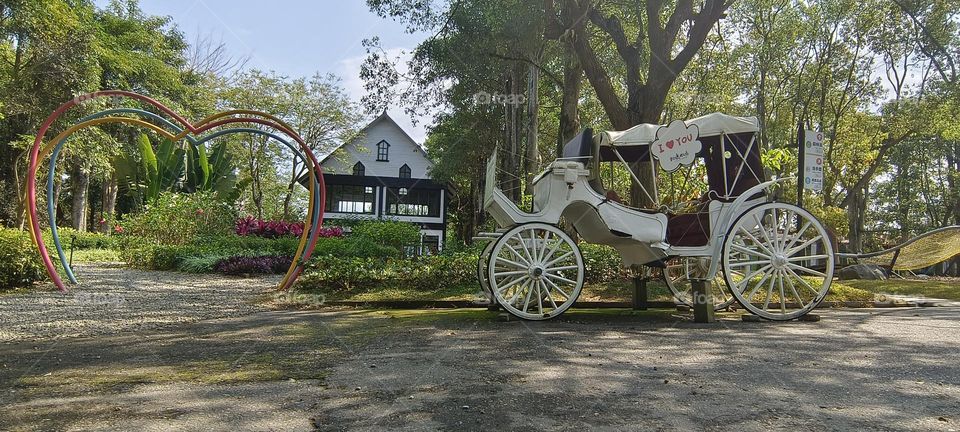 Princess' carriage in Chulu Ranch