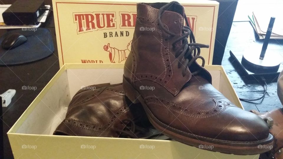 True religion wing tips