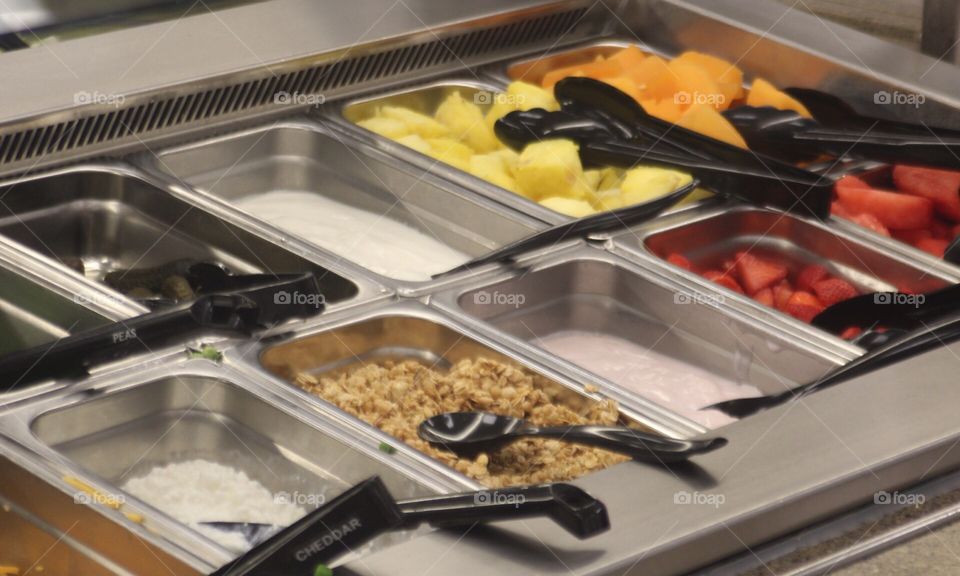 Fruit and yogurt bar