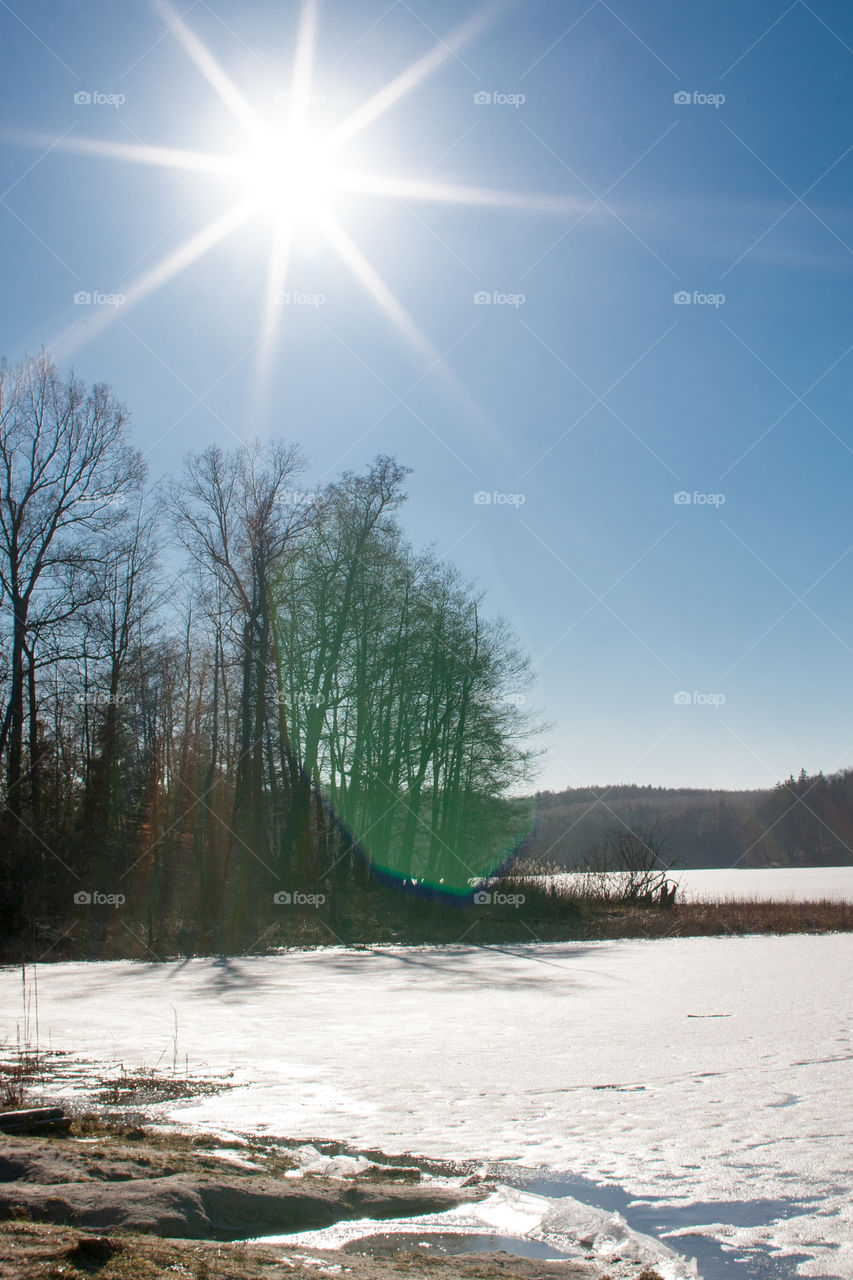 winter view of the sun