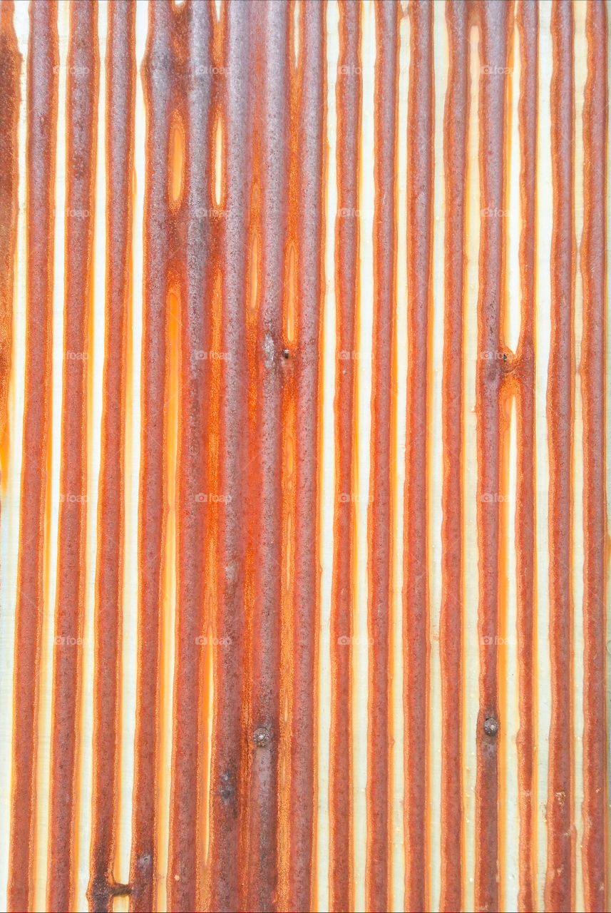 rust line on zinc
for background