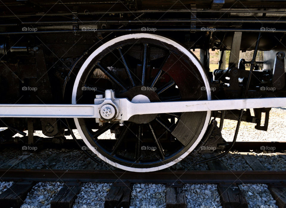 TRAIN WHEEL