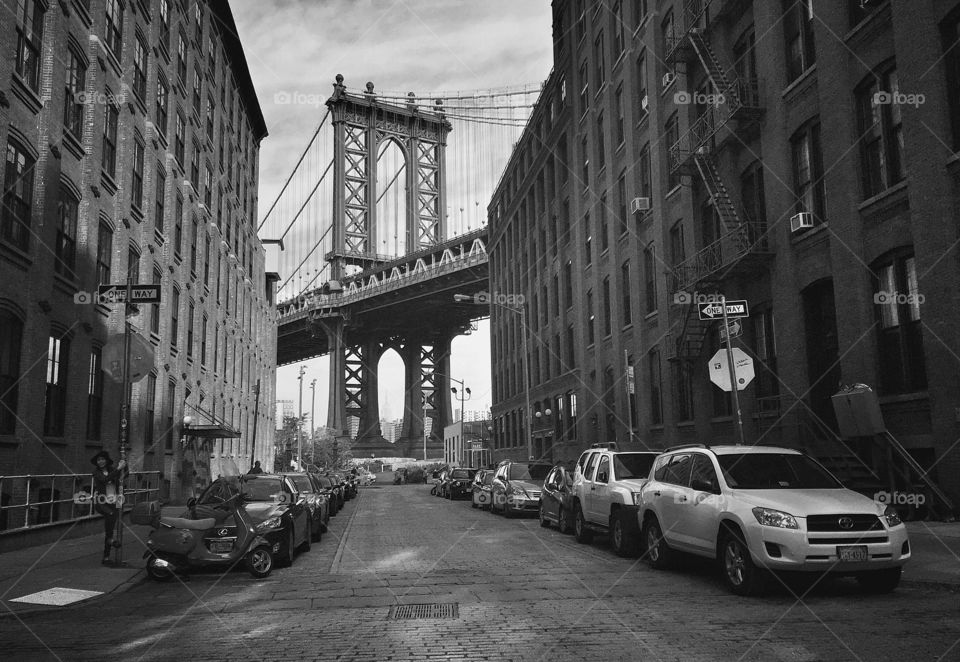 Brooklyn Bridge view from Washington Street 
